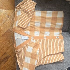 Maurices top, semi cropped